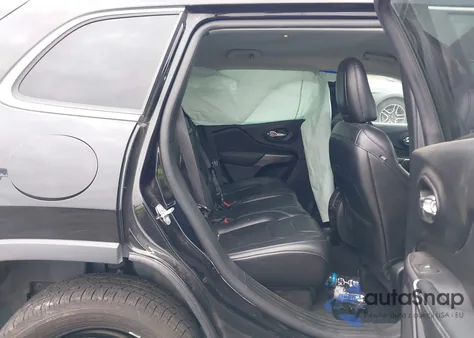 2019 Jeep Cherokee Latitude Plus Fwd z USA, uszkodzony, nr VIN 1C4PJLLB7KD129696